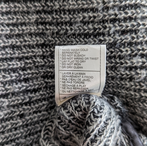 BB Dakota | Black + White Knit Sweater - Picture 7 of 8